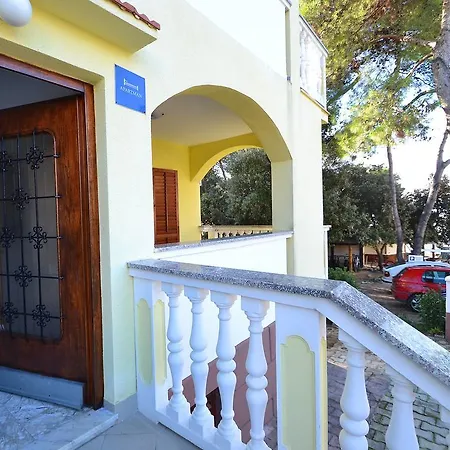 Apartamento Lacic.1 *