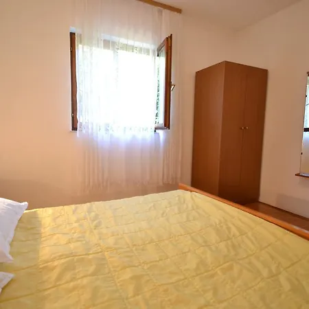 Apartamento Lacic.1 Petrčane