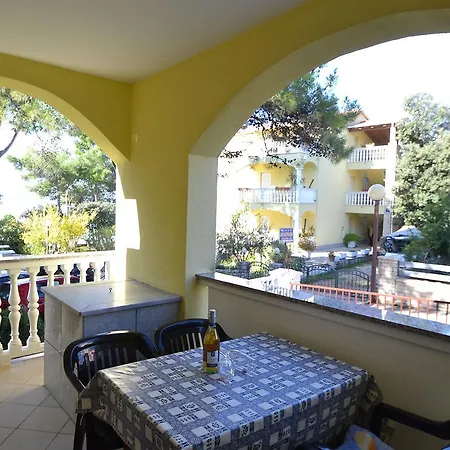 Apartamento Lacic.1