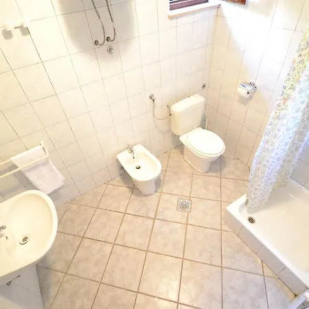 Apartamento Lacic.1 *