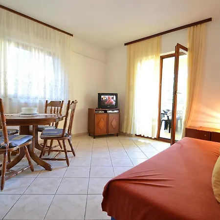 Lacic.1 * Petrčane